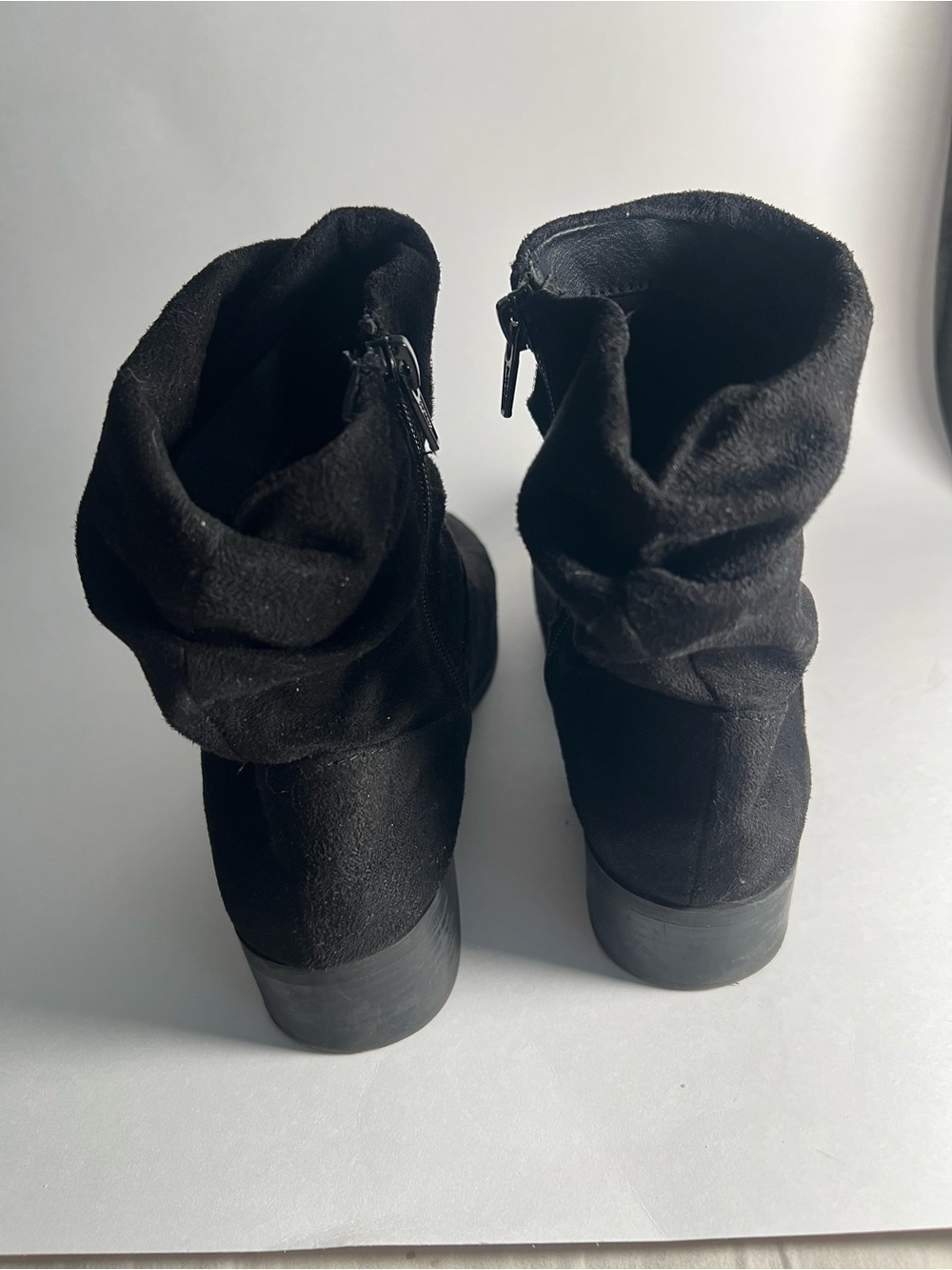 Maurices Cassidy Faux Suede Slouch Sid Zip Boots Women's Size 8 Black - Picture 2 of 12